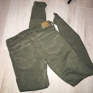 HIGH WAISTED ARMY GREEN SKINNY JEANS